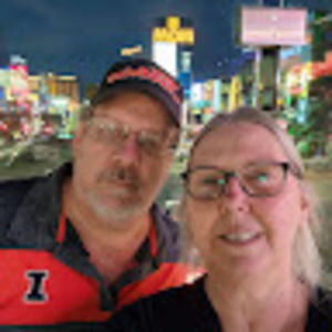 Meet your Posher, Traveling with larry & lisa